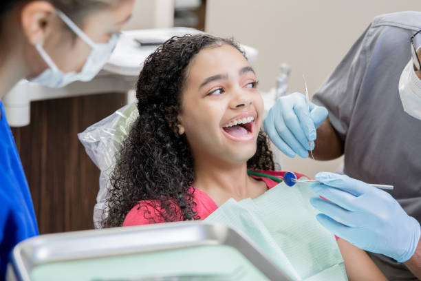 Best Broken or Chipped Tooth Repair in Breckinridge Center, KY